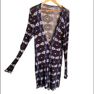 H & M long and lean sweater. Lightweight Aztec inspired pattern